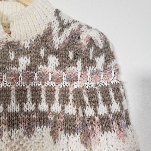 SOLD Vintage Handknit Sweater - Picture 4 of 9